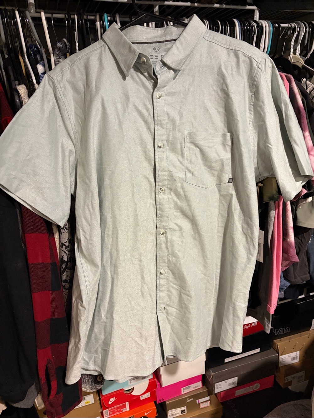 NWT Light Green Short-Sleeve Button-Up Shirt - Casual Men's Shirt